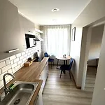 Apartment 3 - Stylish 2Br Apartment, Airport Access, Near Old Town טאלין