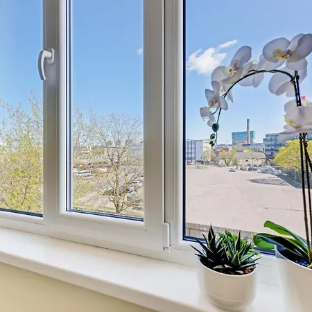 Apartment 3 - Stylish 2Br Apartment, Airport Access, Near Old Town شقة تالين